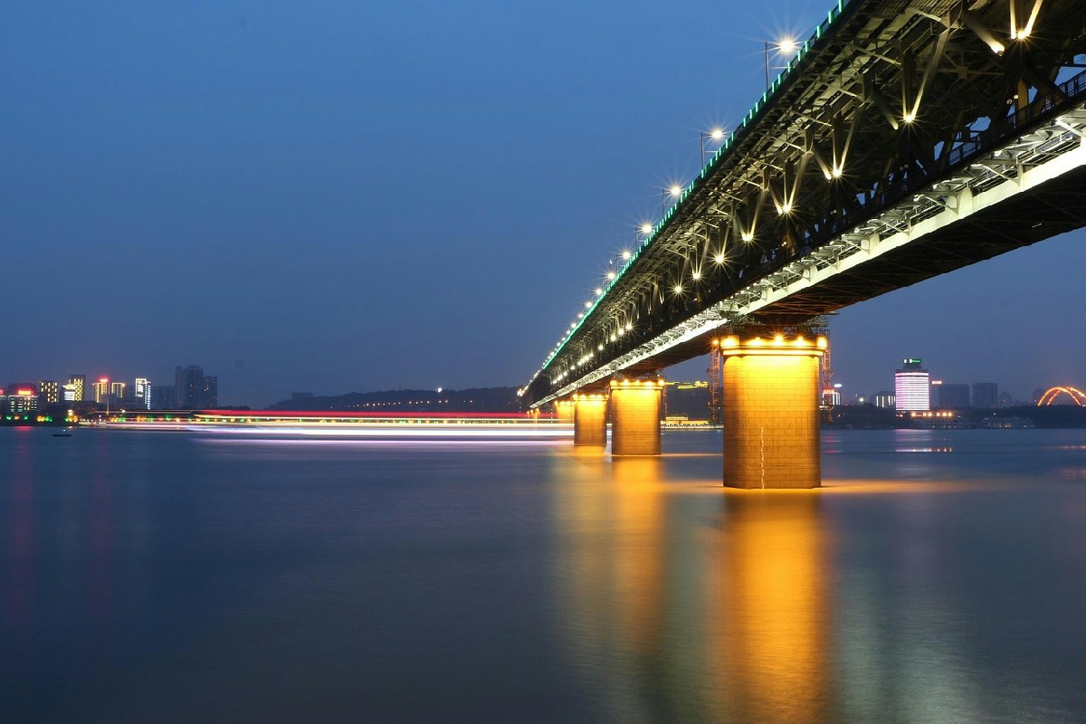 Wuhan tra storia millenaria e modernità: il volto di una città che sta cambiando pelle